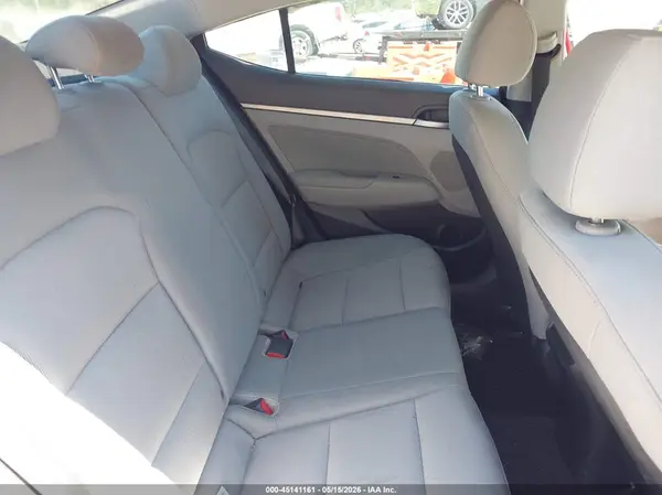 5NPD84LF2HH025143 2017 HYUNDAI ELANTRA - Image 8