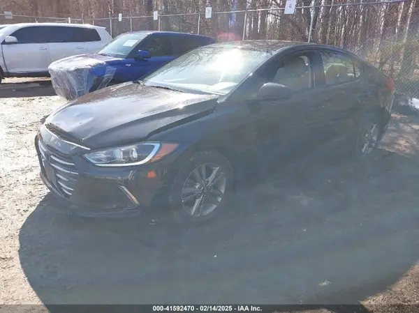 5NPD84LF2HH026826 2017 HYUNDAI ELANTRA - Image 2