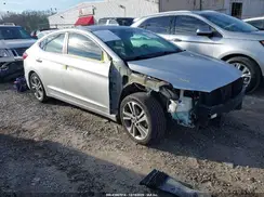 5NPD84LF2HH028818 2017 HYUNDAI ELANTRA