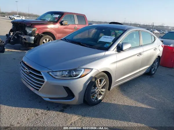 5NPD84LF2HH028866 2017 HYUNDAI ELANTRA - Image 2