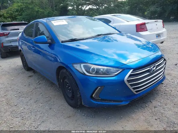 5NPD84LF2HH030732 2017 HYUNDAI ELANTRA - Image 1