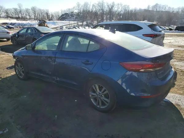 5NPD84LF2HH031752 2017 HYUNDAI ELANTRA - Image 2