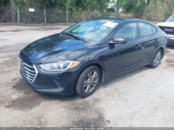 5NPD84LF2HH032223 2017 HYUNDAI ELANTRA - Image 2