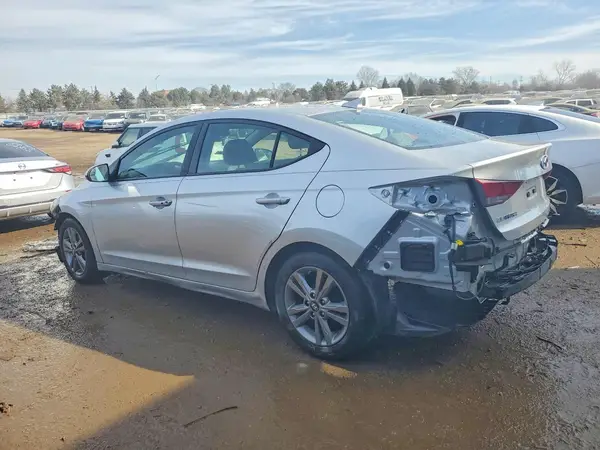 5NPD84LF2HH033114 2017 HYUNDAI ELANTRA - Image 2
