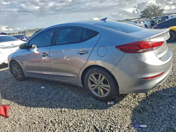 5NPD84LF2HH033873 2017 HYUNDAI ELANTRA - Image 2