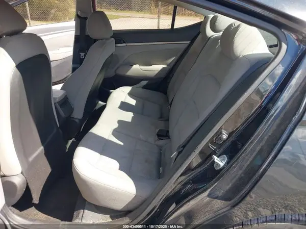 5NPD84LF2HH038782 2017 HYUNDAI ELANTRA - Image 8