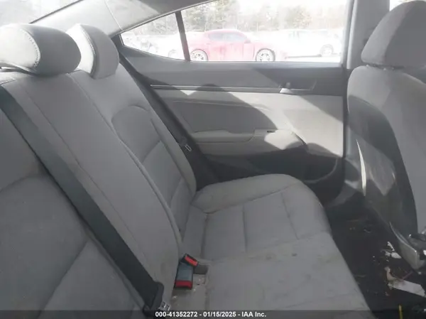 5NPD84LF2HH039219 2017 HYUNDAI ELANTRA - Image 8
