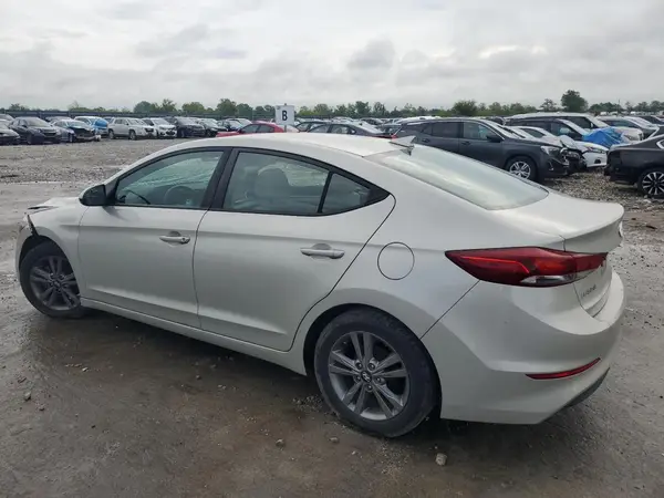 5NPD84LF2HH040225 2017 HYUNDAI ELANTRA - Image 2