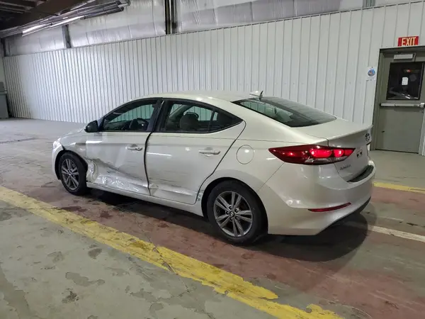 5NPD84LF2HH040967 2017 HYUNDAI ELANTRA - Image 2