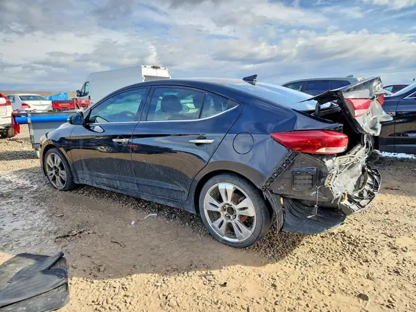 5NPD84LF2HH044128 2017 HYUNDAI ELANTRA - Image 2