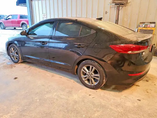 5NPD84LF2HH044193 2017 HYUNDAI ELANTRA - Image 2