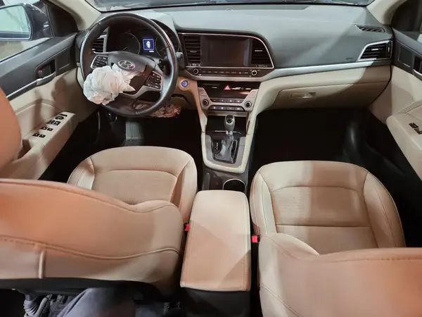 5NPD84LF2HH047160 2017 HYUNDAI ELANTRA - Image 8
