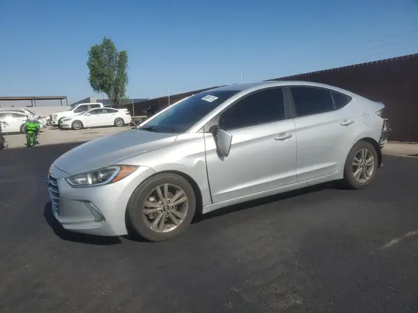 5NPD84LF2HH050110 2017 HYUNDAI ELANTRA - Image 1