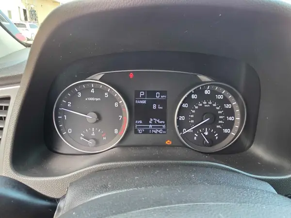 5NPD84LF2HH050429 2017 HYUNDAI ELANTRA - Image 8