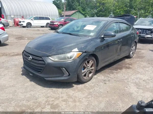 5NPD84LF2HH050771 2017 HYUNDAI ELANTRA - Image 2