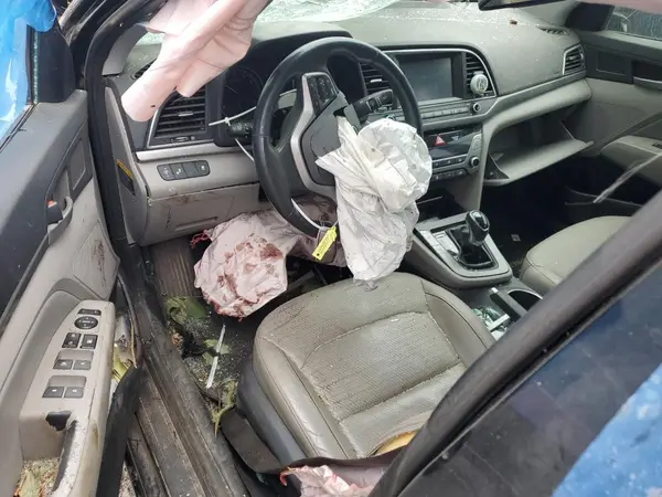 5NPD84LF2HH052682 2017 HYUNDAI ELANTRA - Image 8