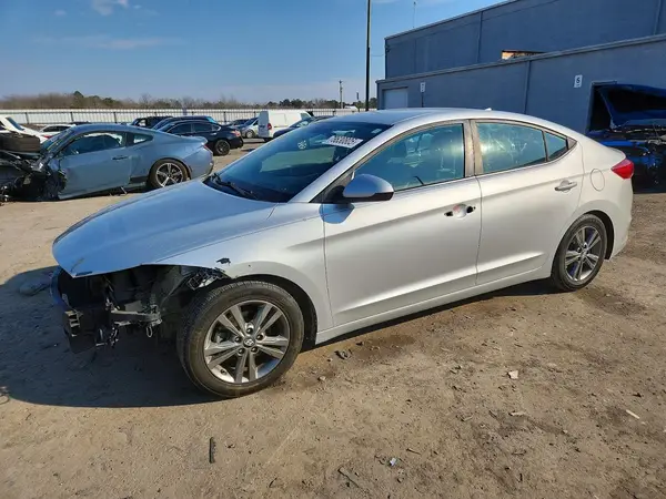 5NPD84LF2HH053430 2017 HYUNDAI ELANTRA - Image 1