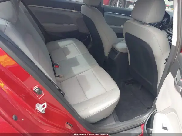 5NPD84LF2HH054318 2017 HYUNDAI ELANTRA - Image 8