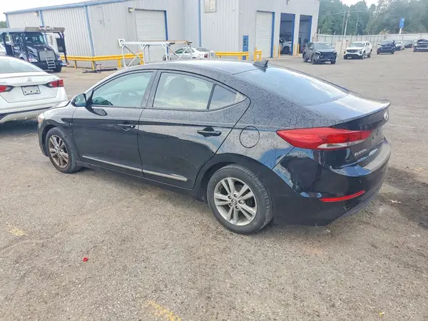 5NPD84LF2HH054920 2017 HYUNDAI ELANTRA - Image 2