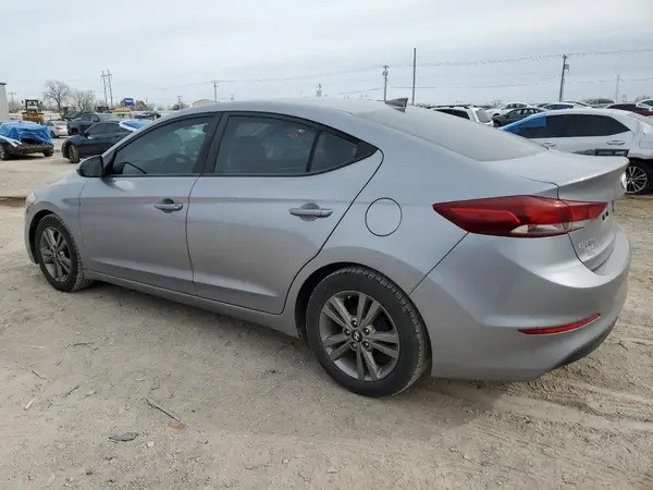 5NPD84LF2HH055520 2017 HYUNDAI ELANTRA - Image 2