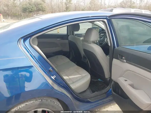 5NPD84LF2HH058790 2017 HYUNDAI ELANTRA - Image 8