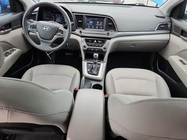 5NPD84LF2HH059602 2017 HYUNDAI ELANTRA - Image 8