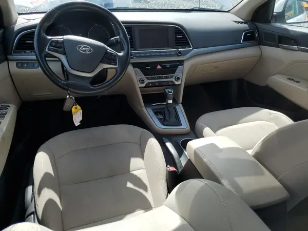 5NPD84LF2HH060071 2017 HYUNDAI ELANTRA - Image 8