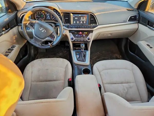 5NPD84LF2HH060443 2017 HYUNDAI ELANTRA - Image 8
