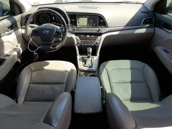 5NPD84LF2HH067585 2017 HYUNDAI ELANTRA - Image 8