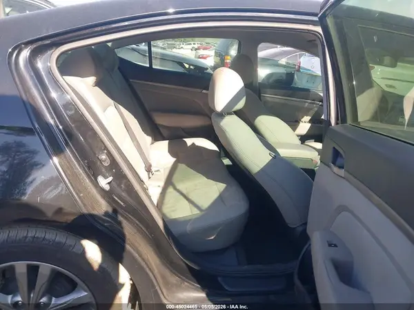 5NPD84LF2HH072592 2017 HYUNDAI ELANTRA - Image 8