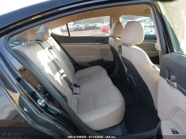 5NPD84LF2HH072852 2017 HYUNDAI ELANTRA - Image 8