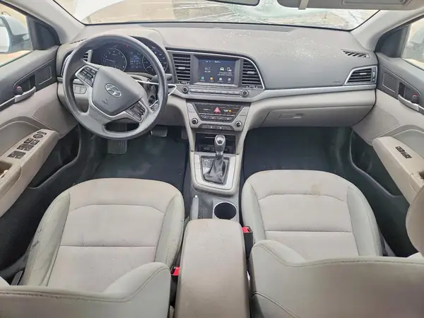 5NPD84LF2HH075900 2017 HYUNDAI ELANTRA - Image 8