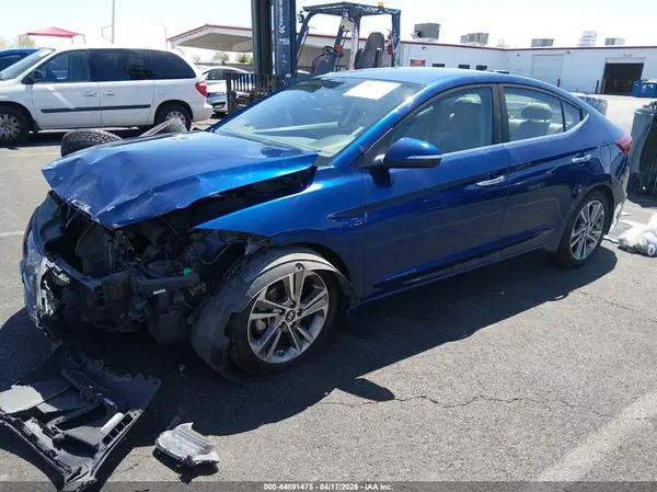 5NPD84LF2HH080465 2017 HYUNDAI ELANTRA - Image 2