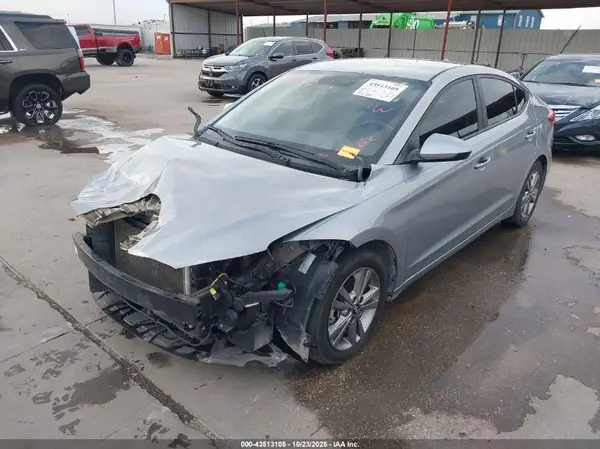 5NPD84LF2HH080532 2017 HYUNDAI ELANTRA - Image 2