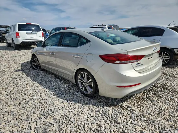 5NPD84LF2HH086461 2017 HYUNDAI ELANTRA - Image 2