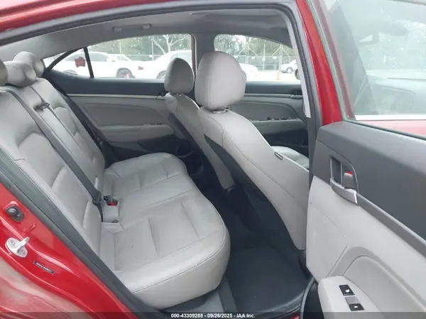 5NPD84LF2HH086573 2017 HYUNDAI ELANTRA - Image 8