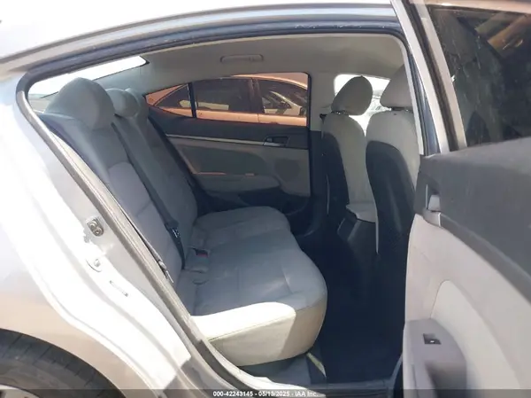 5NPD84LF2HH087495 2017 HYUNDAI ELANTRA - Image 8