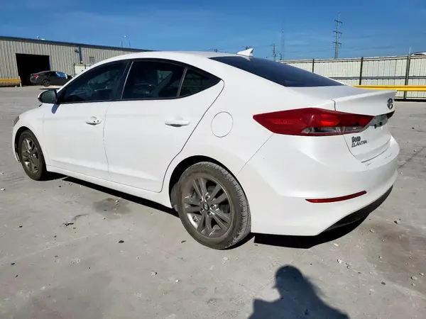 5NPD84LF2HH087626 2017 HYUNDAI ELANTRA - Image 2