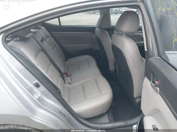 5NPD84LF2HH094446 2017 HYUNDAI ELANTRA - Image 8