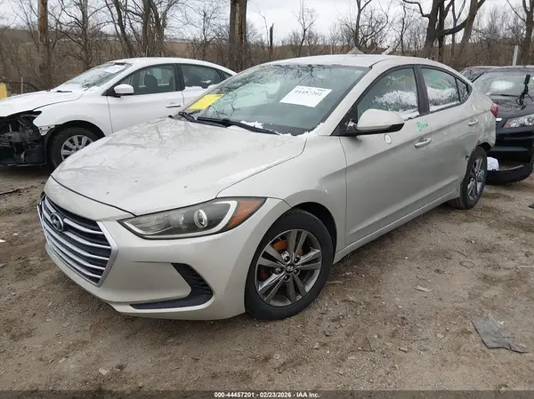 5NPD84LF2HH097783 2017 HYUNDAI ELANTRA - Image 2