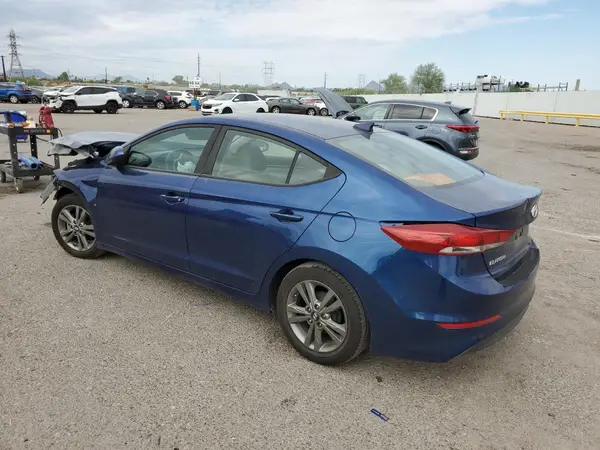 5NPD84LF2HH098433 2017 HYUNDAI ELANTRA - Image 2