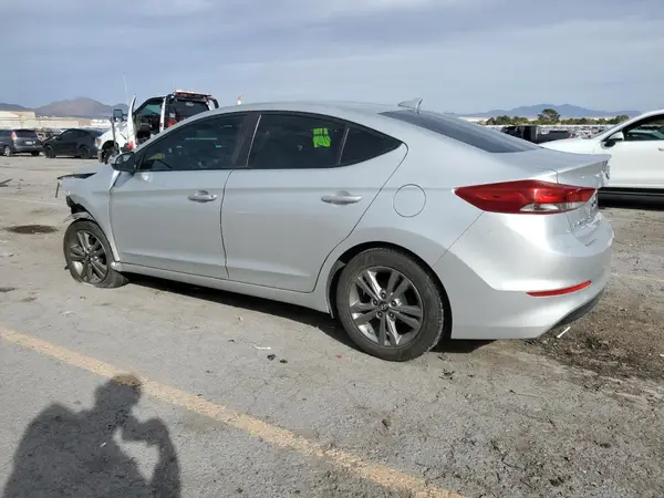 5NPD84LF2HH098769 2017 HYUNDAI ELANTRA - Image 2