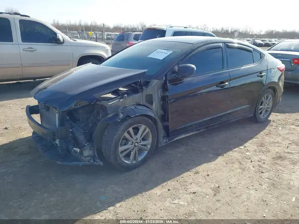 5NPD84LF2HH098786 2017 HYUNDAI ELANTRA - Image 2