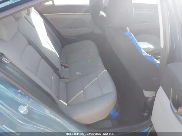 5NPD84LF2HH103274 2017 HYUNDAI ELANTRA - Image 8