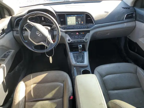 5NPD84LF2HH106241 2017 HYUNDAI ELANTRA - Image 8