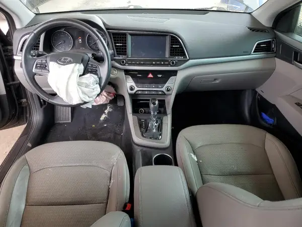 5NPD84LF2HH107373 2017 HYUNDAI ELANTRA - Image 8
