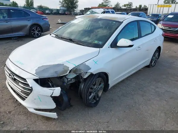 5NPD84LF2HH108443 2017 HYUNDAI ELANTRA - Image 2
