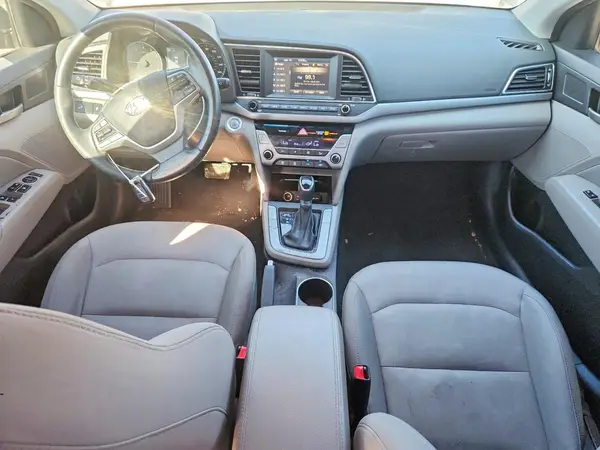 5NPD84LF2HH108572 2017 HYUNDAI ELANTRA - Image 8