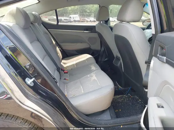 5NPD84LF2HH109463 2017 HYUNDAI ELANTRA - Image 8