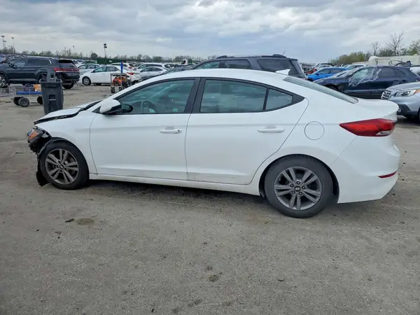 5NPD84LF2HH121046 2017 HYUNDAI ELANTRA - Image 2
